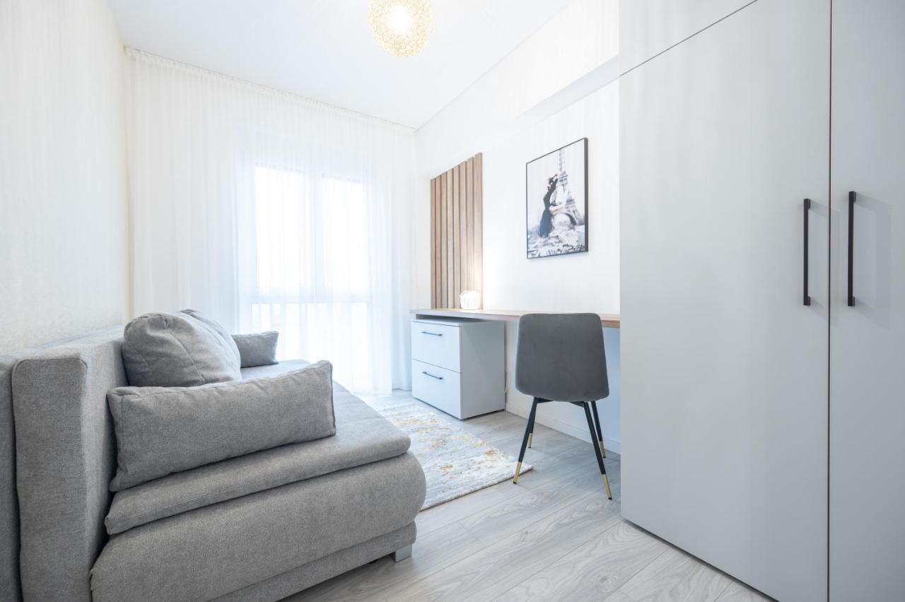 Rosewood Gold Apartment Oradea Bagian luar foto