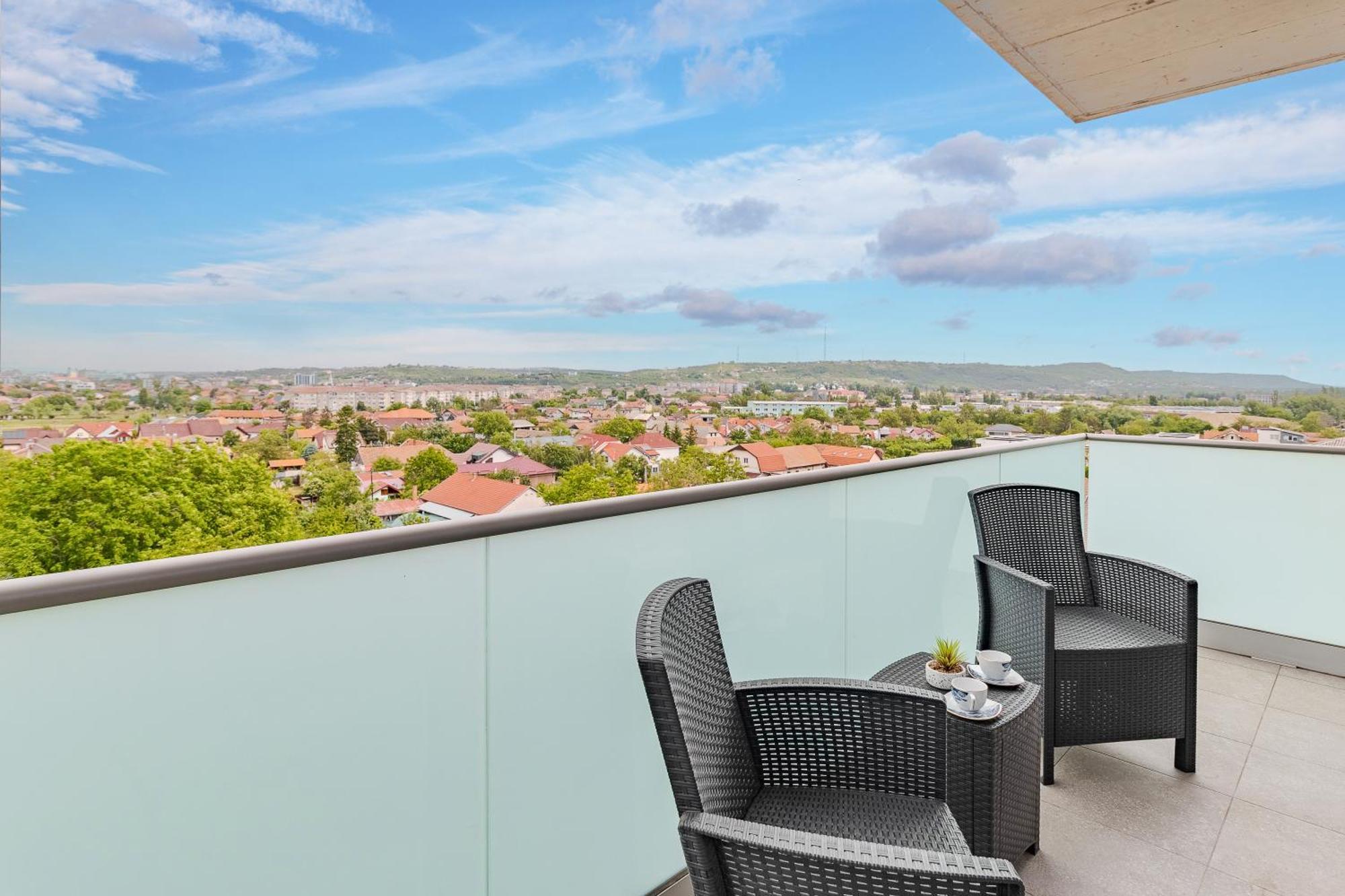 Rosewood Gold Apartment Oradea Bagian luar foto